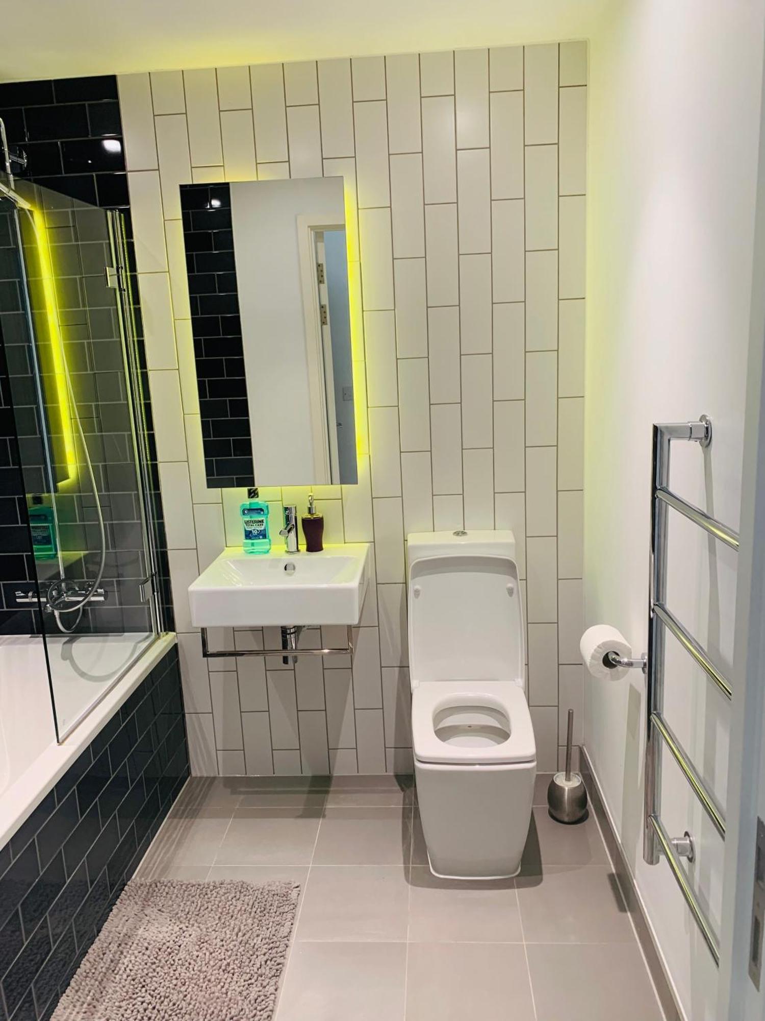 Lush Living - Double Room With Private Bathroom London Exterior foto